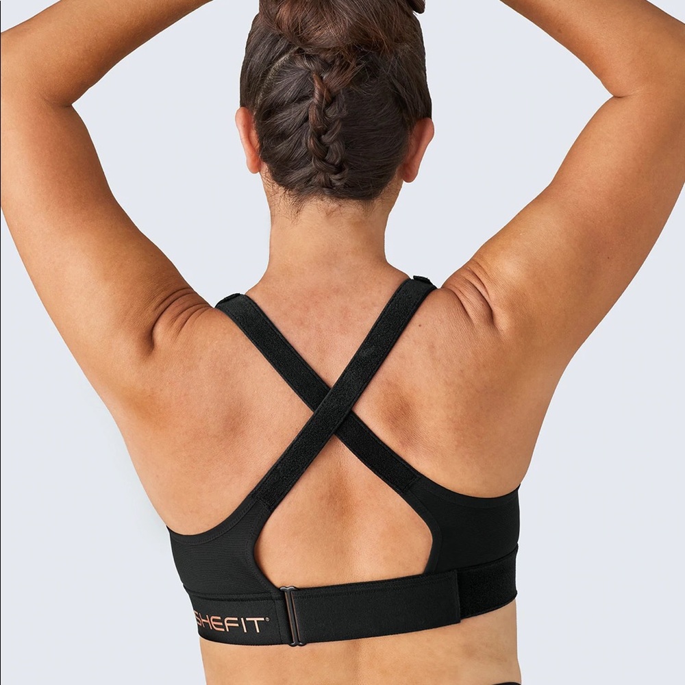 SheFit Ultimate Sports Bra medium black good used condition